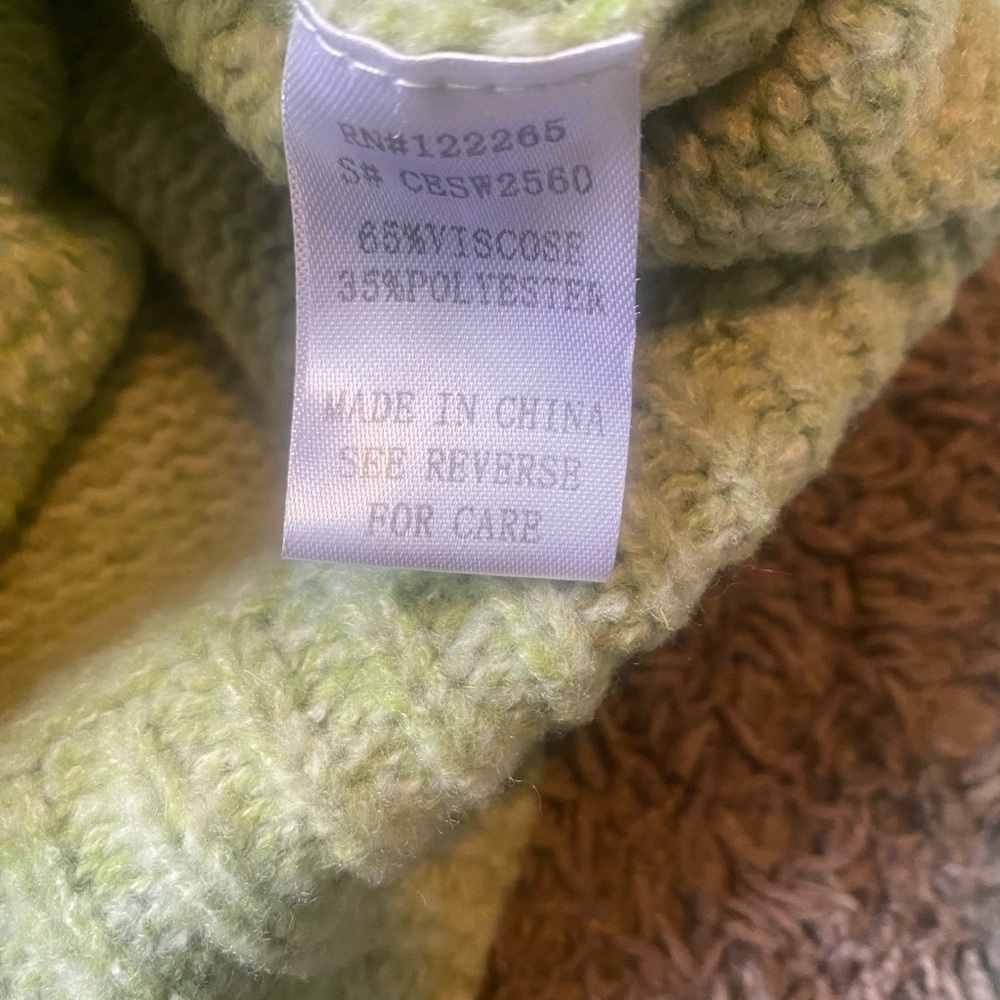 Adora Cable Knit green cardigan - Picture 3 of 3